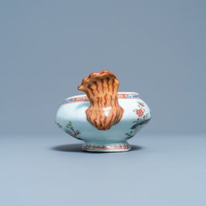 Vijf stukken Chinees famille rose porselein met decor van twee pauwen, Qianlong — foto 7