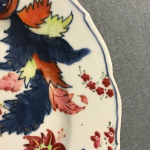 Vijf stukken Chinees famille rose porselein met 'pseudo tabaksbladeren' decor, Qianlong — foto 21