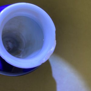 Vijf stukken Chinees monochroom blauw porselein, 19/20e eeuw — foto 17
