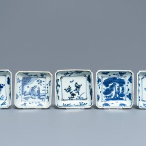 Vijf vierkante Chinese blauwwitte 'ko-sometsuke' schoteltjes voor de Japanse markt, Ming — foto 2