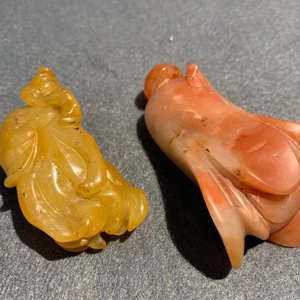 Vijftien diverse Chinese snuifflessen in jade, agaat, malachiet en andere hardsteen, 18/20e eeuw — foto 17