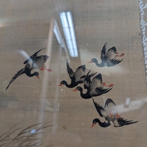 Wang Chengxun 王承勳 (19/20th C.): 'Birds and flower vases', ink and colour on silk, Republic — 照片 12