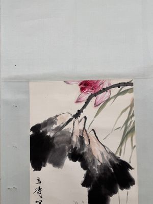 Wang Xuetao 王雪濤 (1903-1982): 'Goldfish and lotus', ink and colour on paper — photo 3