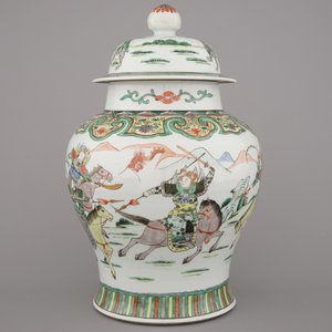 Wucai vaas met deksel in Chinees porselein met afbeelding van krijgers te paard, 19e eeuw — foto 2