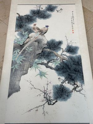 Yan Bolong 顏伯龍 (1898-1955): 'Pheasants under the pine tree', ink and colour on paper, dated 1944 — foto 2