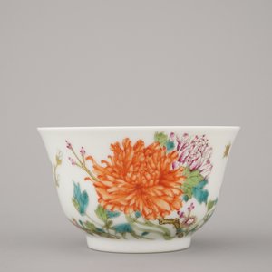 Zeer fijne kom in Chinees porselein met bloemendecor, 19e-20e eeuw — foto 3