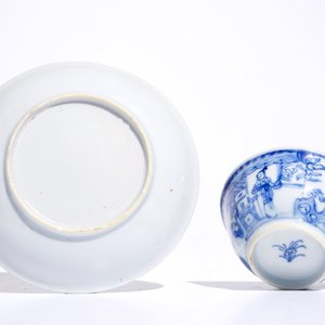 Zes blauw-witte Chinese koppen en schotels, Kangxi/Yongzheng — foto 3