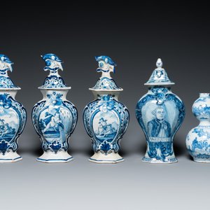 Zes blauw-witte Delftse vazen, 17/18e eeuw — foto 2