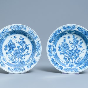 Zes Chinese blauw-witte borden, Yongzheng/Qianlong — foto 3
