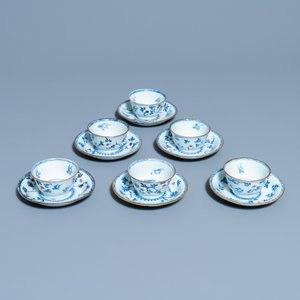 Zes Chinese blauw-witte en koperrode koppen en schotels, Kangxi — foto 10