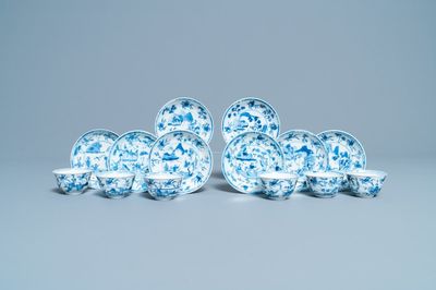 Zes Chinese blauw-witte koppen en acht schotels met ruiters te paard, Kangxi