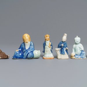 Zes Chinese blauwwitte en celadon biscuit figuren, Qianlong — foto 2