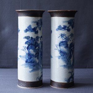 Zes Chinese blauwwitte en famille rose vazen, 19e eeuw — foto 15