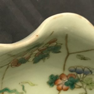 Zes Chinese celadon kommen en een paar kommen op schotels voor de Peranakan of Straits markt, 19e eeuw — foto 14