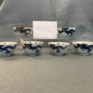 Zes Chinese doucai koppen en schotels met draken, Kangxi — foto 26
