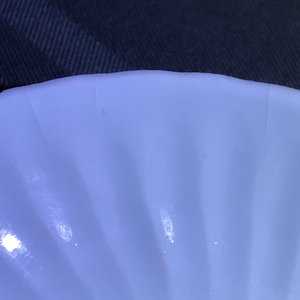 Zes Chinese famille rose dekselkommen op onderschotels, 19e eeuw — foto 24
