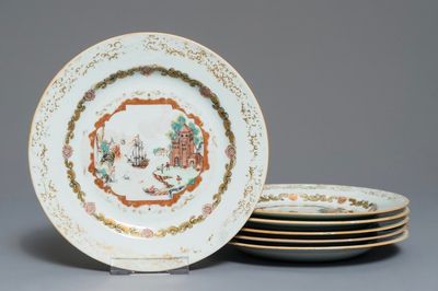 Zes Chinese Meissen-stijl borden met een havenscène, Qianlong