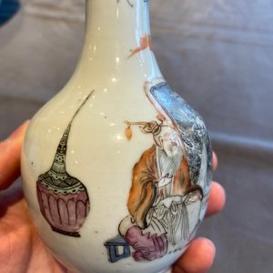 Zes diverse stukken Chinees porselein, 19/20e eeuw — foto 33