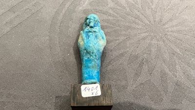 Zes Egyptische oushabti in turquoise- en groen-geglazuurde faience, Late Tijd — foto 6