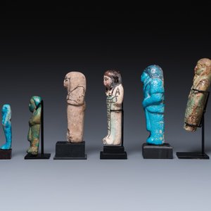 Zes Egyptische oushabti in turquoise- en groen-geglazuurde faience, Late Tijd — foto 5