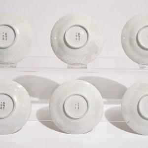 Zes Japanse eierschaal dekselkoppen en schotels met karpers, Meiji, 19e eeuw — foto 4
