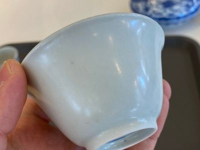 Zes stukken Chinees blauw-wit scheepswrakporselein, Transitie periode en later — foto 17