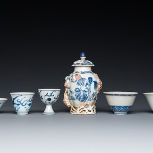 Zes stukken Chinees blauw-wit scheepswrakporselein, Transitie periode en later — foto 4
