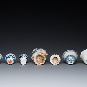 Zes stukken Chinees blauw-wit scheepswrakporselein, Transitie periode en later — foto 7