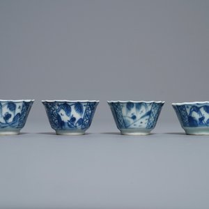 Zestien Chinese blauw-witte koppen en schotels, Kangxi — foto 25