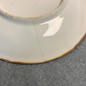 Zestien Chinese famille rose koppen en schotels met capucijnbruine fondkleur, Qianlong — foto 24