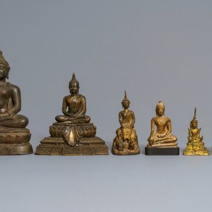 Zeven bronzen figuren van Boeddha, China, Thailand, Nepal en Tibet, 18e eeuw en later — foto 2