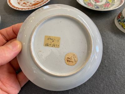Zeven Chinese famille rose koppen en zeven schotels, Yongzheng/Qianlong — foto 8