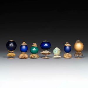 Zeven Chinese verguld bronzen hoedentoppen, Qing — foto 3