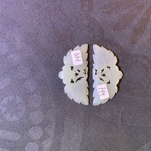 Zeven Chinese witte en celadon jade knoopspelden, 18/20e eeuw — foto 14