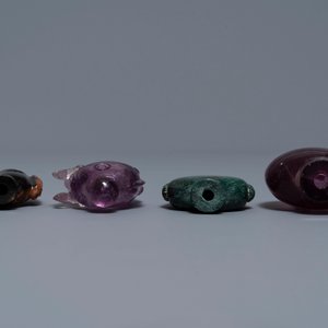 Zeven diverse Chinese snuifflessen in agaat, kwarts en hardsteen, 19/20e eeuw — foto 4