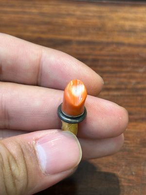 Zeven gevarieerde Chinese snuifflessen in edelsteen, bloedkoraal, glas en barnsteen, 19e eeuw — foto 24