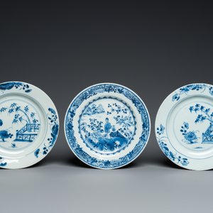 Zeven stukken Chinees blauw-wit porselein, Kangxi/Qianlong — foto 4