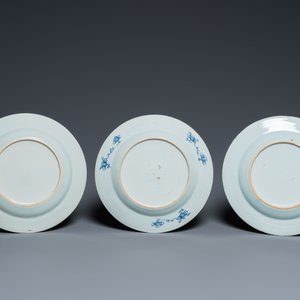 Zeven stukken Chinees blauw-wit porselein, Kangxi/Qianlong — foto 5