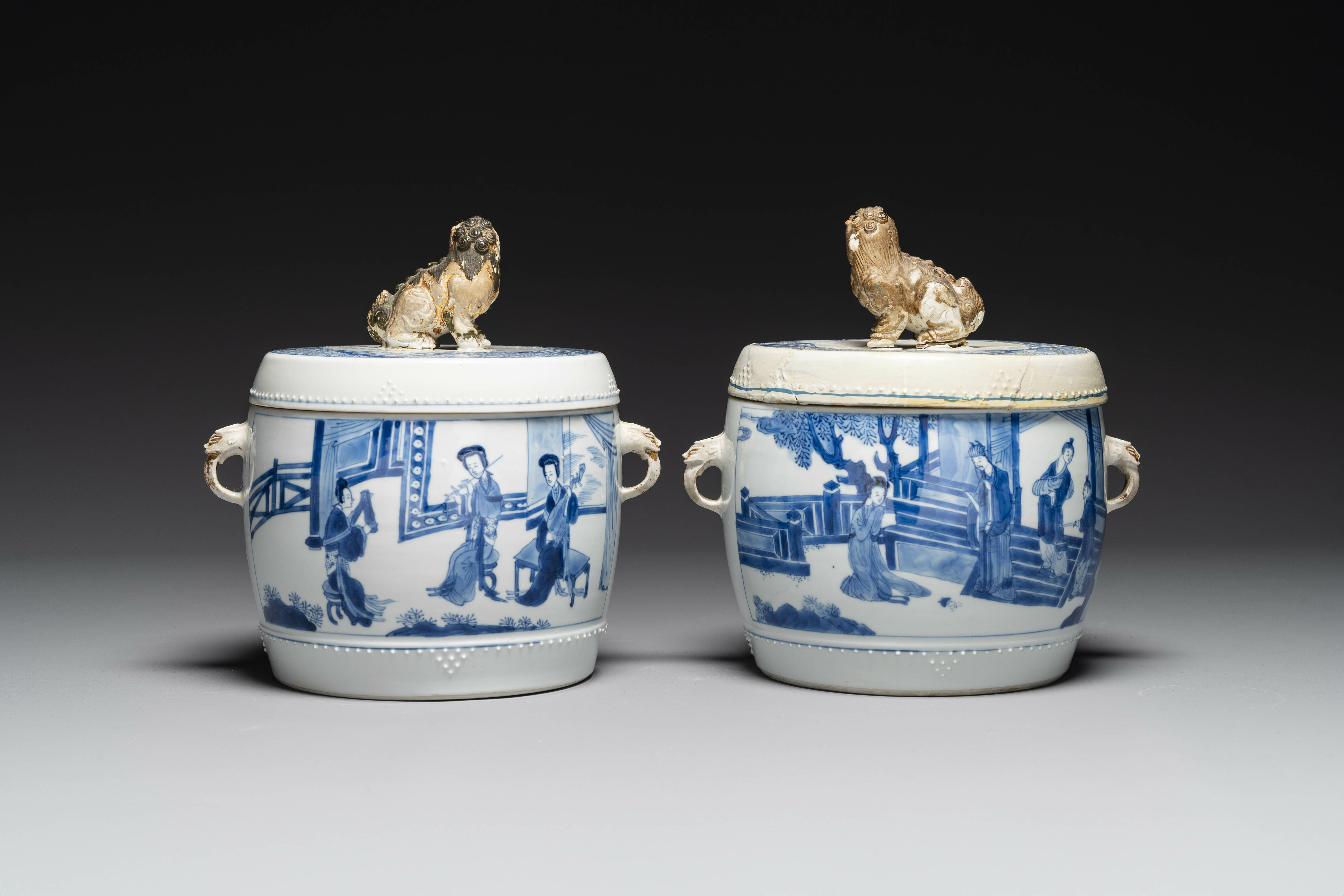 A pair of Chinese blue and white drum-shaped jars and cover, Jiajing ...