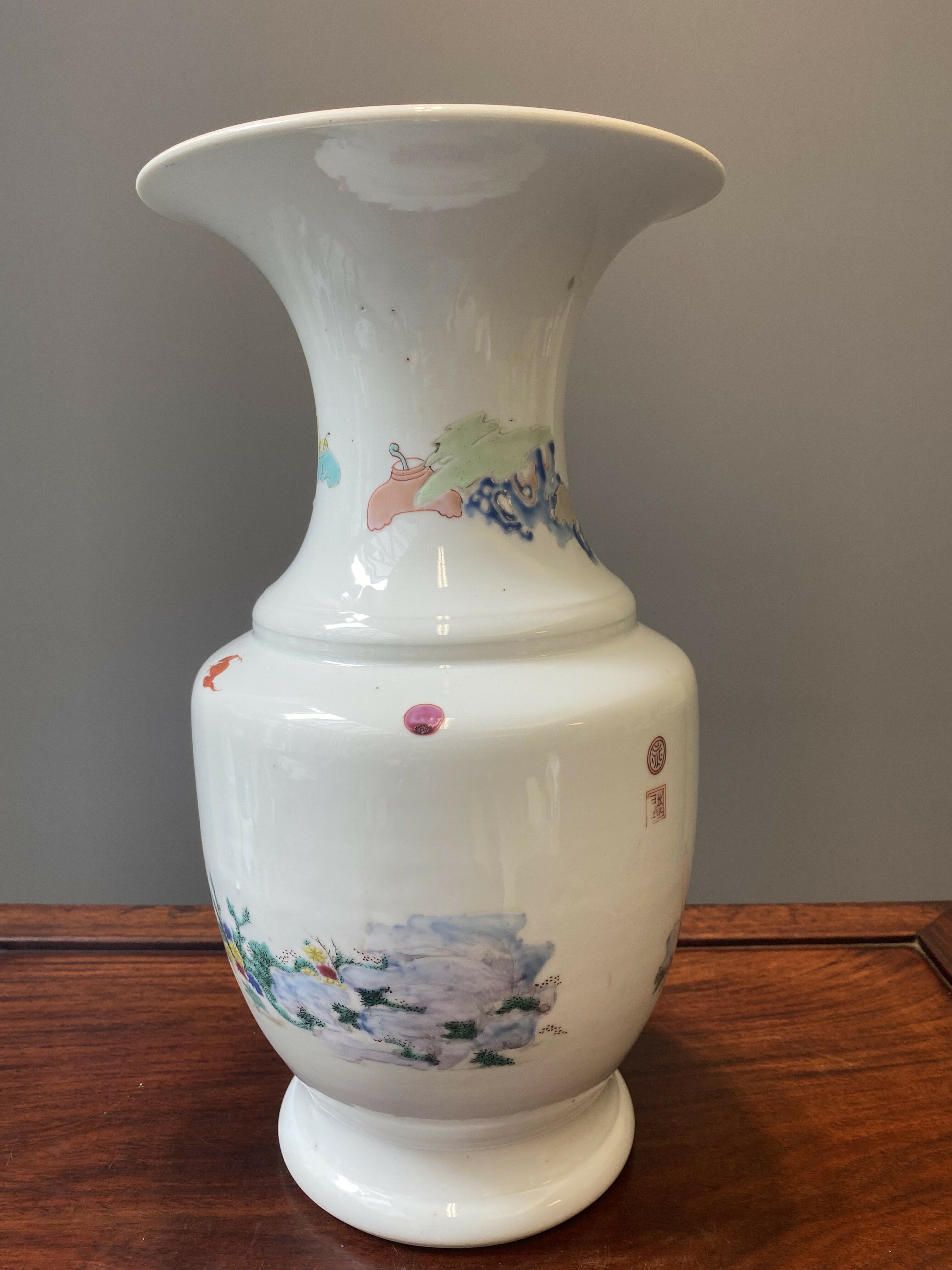 A Chinese famille rose vase with figural design, ji 迹 seal mark ...