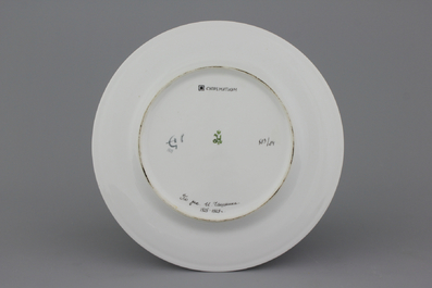 A Russian suprematism plate, Imperial Porcelain Factory, after Chasnik