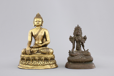 A Chinese gilt bronze seated buddha and a bronze Tara, 18/19th C.