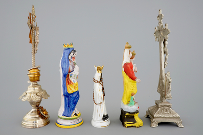 A lot of religious items: 3 ex-voto, 3 figures of Mary, 2 crucifixes and 2 Dutch Delft tiles