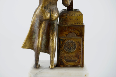 Jef Claerhout(1937), Laat de halletoren zien, a small bronze group