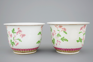 A pair of Chinese famille rose flower pots, 19th C.