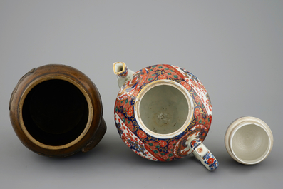 A large Imari teapot and a bronze vase decorated with birds, Japan, Meiji, 19th C.