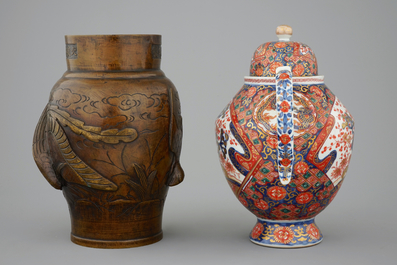 A large Imari teapot and a bronze vase decorated with birds, Japan, Meiji, 19th C.