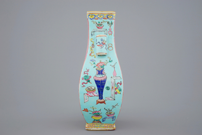 A Chinese famille rose fang hu vase, 19th C.