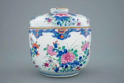 A large Chinese famille rose bowl with cover, Qianlong 18th C.