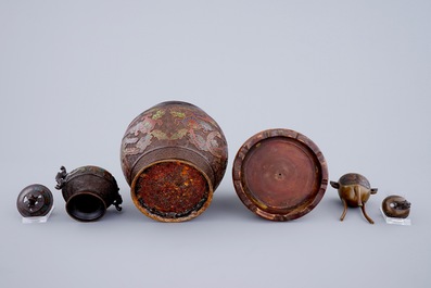 Two Chinese bronze and cloisonn&eacute; censers and a jardini&egrave;re, 19/20th C.